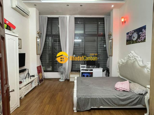 Bán nhà phố lâm hạ 5 tầng 36m giá 3.15 tỷ. An sinh đỉnh cao