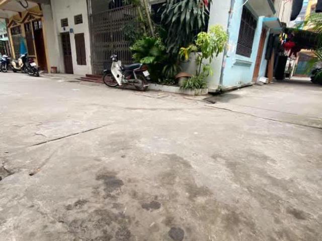 Bán nhà phố Lê Quý Đôn Hà Đông lô góc 2 thoáng ô tô đỗ cửa