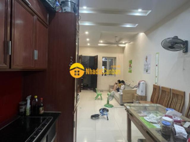 Bán nhà phố tây sơn đống đa. 5 tầng khép kín lô góc ba mặt thoáng ngõ rộng sát hồ