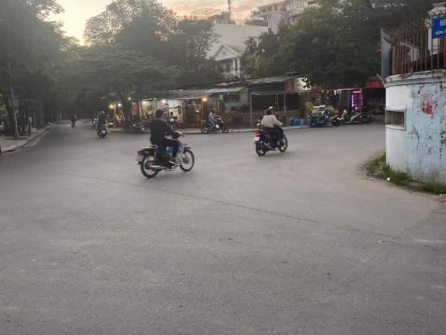 Bán Nhà Phố Tô Ngọc Vân, Tây Hồ 63m2 23ty