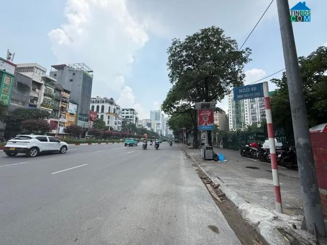 Bán nhà phố Trần Duy Hưng, Cầu Giấy, 50m ra phố, Lô góc, Thang máy nhập, Nội thất xịn, Ngõ thông