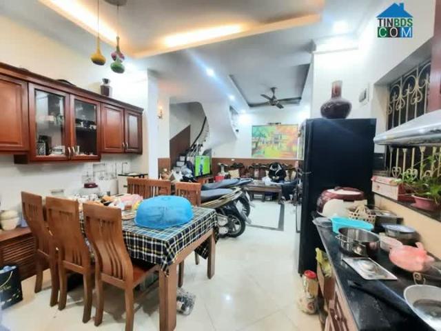 Bán nhà Phố Trần Khát Chân 55m 4 tầng, gần phố tự xây, 3 mặt thoáng Bán nhà Phố Trần Khát