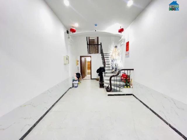 Bán nhà phố Trương Định, Hoàng Mai 45m, 5 tầng. Giá: 9.5 tỷ. LH: 0327536