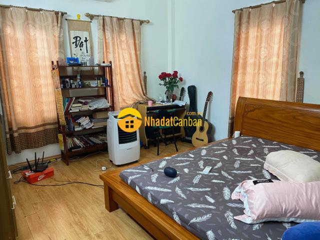 Bán nhà phố xã đàn, nhà đẹp, gần phố, dt 46m2x5tx4m. Liên hệ 0368781