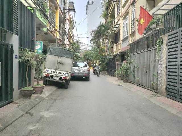 Bán Nhà Phân Lô Giải Phóng – Oto Tránh – Nhà Đẹp Như Biệt Thự 6.5m MT – 79M2 – 25 Tỷ