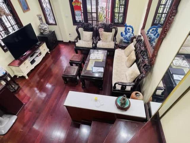 Bán nhà phân lô ĐHSP Trần Quốc Hoàn, 2 thoáng, Ôtô kinh doanh, 45m2 x5Tầng, 0969693