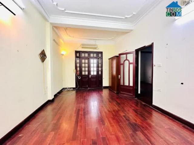 Bán nhà Phân Lô ô Tô Vào Nhà Phạm Ngọc Thạch, Đống Đa, 52m* 4 tầng nhà sạch ở luôn khu vực hiếm