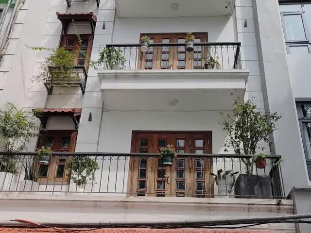 Bán nhà phân lô Lê Trọng Tấn, Thanh Xuân, sân vườn, ôtô tránh, phù hợp vừa ở vừa kinh doanh cực đẹp