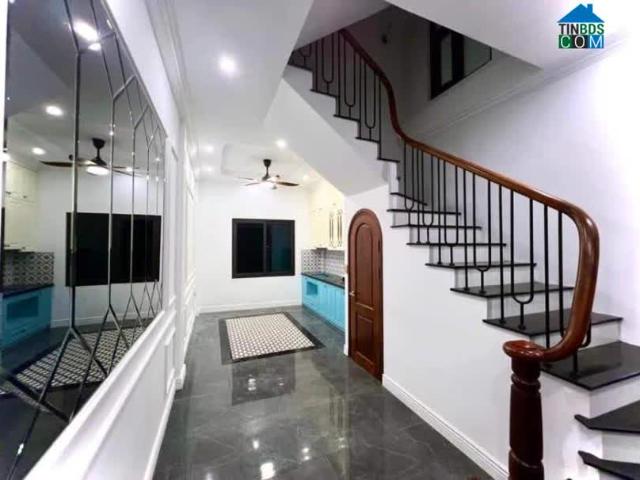 Bán Nhà phân lô Ngũ Hiệp, 40mx4T, oto đỗ cửa, KD ngày đêm