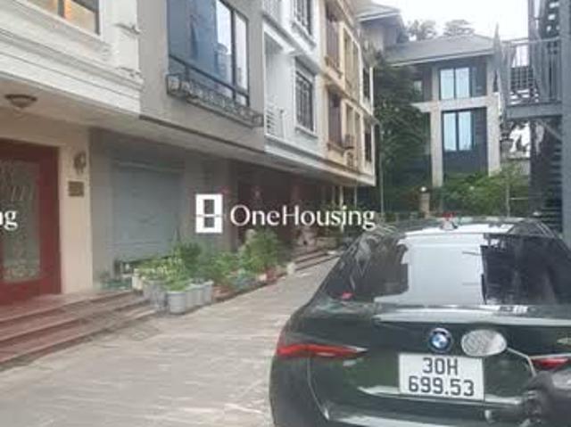 Bán nhà phân lô đẹp Láng Hạ 74m2, MT 5.5, thang máy, giá 23.5 tỷ