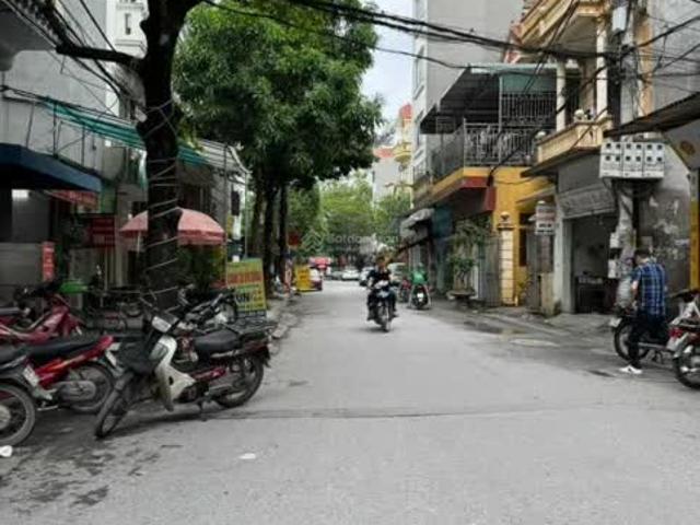 Bán nhà phân lô Phố Lê Quang Đạo DT 56m2 MT 6.2m ô tô vỉa hè KD VP