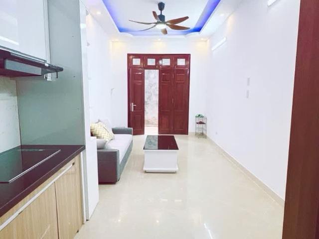 Bán nhà phân lô phố Tú Mỡ Trần Duy Hưng, vị trí Vip ít nhà bán dân xây chắc chắn 50m 5 tầng