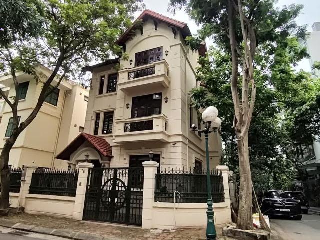Bán nhà phân lô VIP khu Hoàng Văn Thái, Thanh Xuân, lô góc, 120m2, ô tô tránh, ở sướng, KD đỉnh