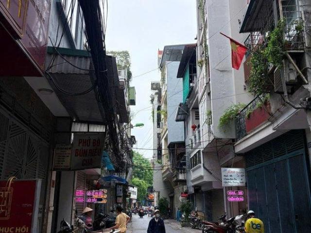 Bán nhà phân lô vip lạc trung oto vào nhà 46m2 5 tầng ngõ thông 16 tỷ