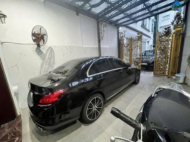 Bán Nhà Phân Lô VIP 121m² Ô Tô Vào Nhà Thang Máy Kinh Doanh Văn Phòng Hoàng Mai