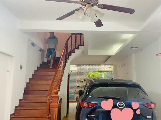 Bán nhà phân lô Xa La, Hà Đông, 50m2, vỉa hè, ô tô tránh, vị trí đẹp