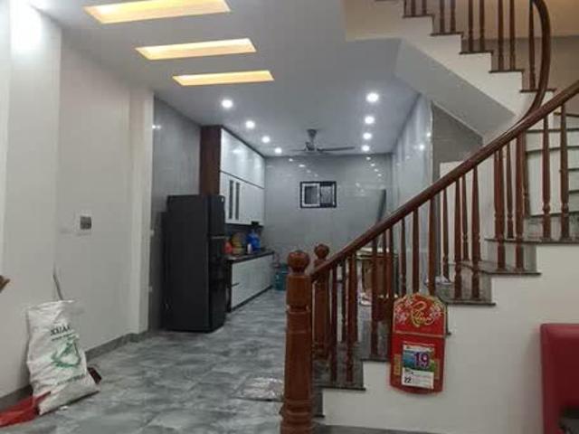Bán nhà Phan Trọng Tuệ, Thanh Trì, 50m2, 4 tầng, MT5m, 6.9 tỷ