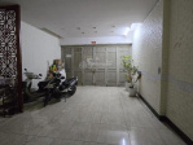 Bán nhà pháo đài láng, 50m2, 5 tầng, mặt tiền 5,2m giá 21tỷ