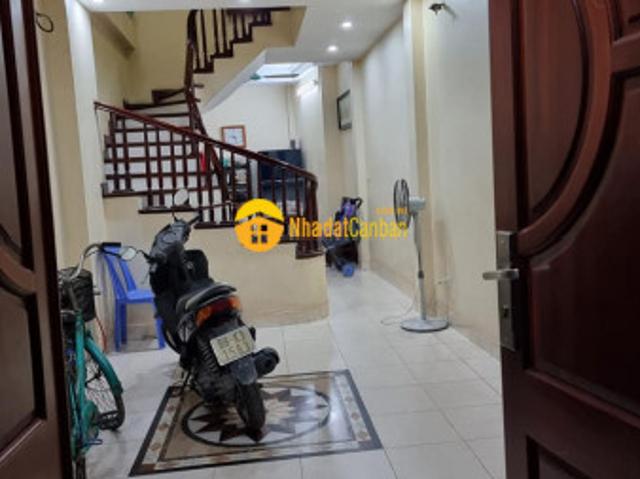 Bán nhà phú diễn, phân lô, 3 mặt thoáng, 40m2 5t, chỉ 3.6 tỷ