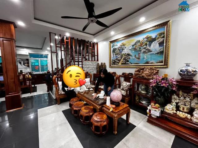Bán nhà Phùng Chí Kiên, Cầu Giấy, Oto tránh, 129m2, MT6.2m, 31 tỷ