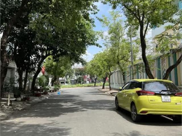 Bán Nhà Q7 MT Đường Số Gần Nguyễn Thị Thập Ô Tô Ngủ Nhà Dt 75M2 Chỉ Nhỉnh 9 Tỷ