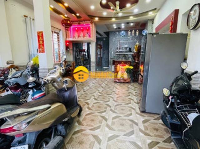 Bán nhà quận 3, hẻm 6m, dt 4.8x16 giá 10 tỷ hơn, gần coop hoàng sa, ởchdvvpcty