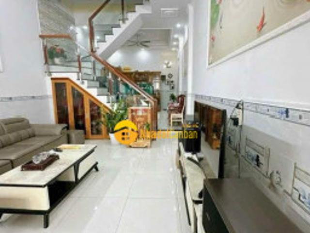 Bán nhà quận 10, hxh thành thái, gần king dom, 60m2, 2 tầng, ởvpcty phòng khám, 8.4 tỷ