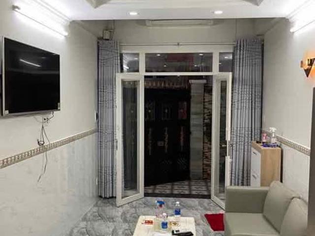 Bán Nhà Quận 4 Gần Cầu Ông Lãnh, 5 Lầu, 30m2, 5. X Tỷ