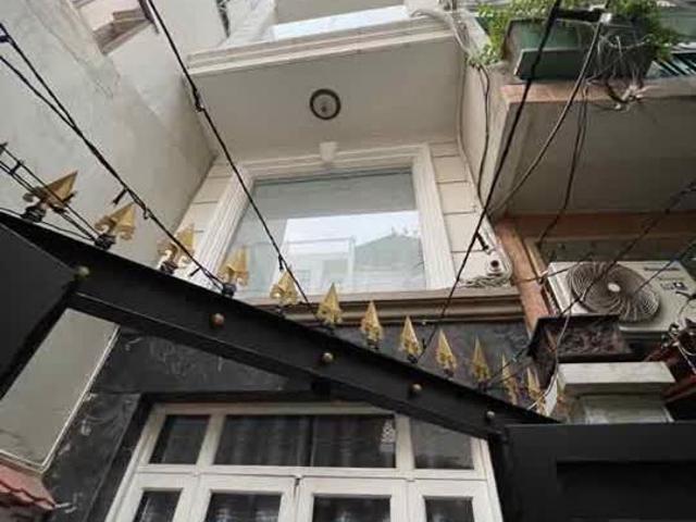 Bán Nhà Quận 4 Gần Cầu Calmet, 5 Lầu, 30m2, 5. X Tỷ
