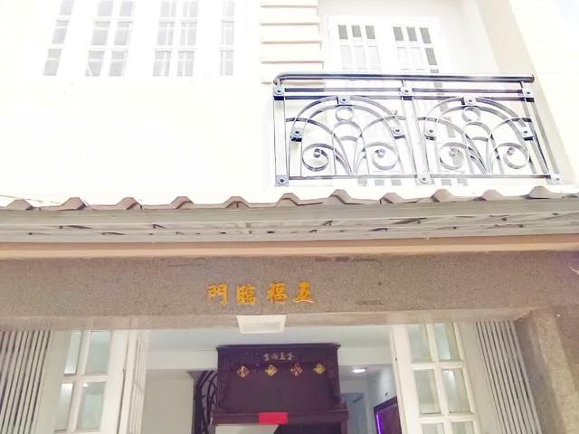Bán nhà Quận Bình Tân– 4x11m, 1 trệt 2 lầu, giá tốt!