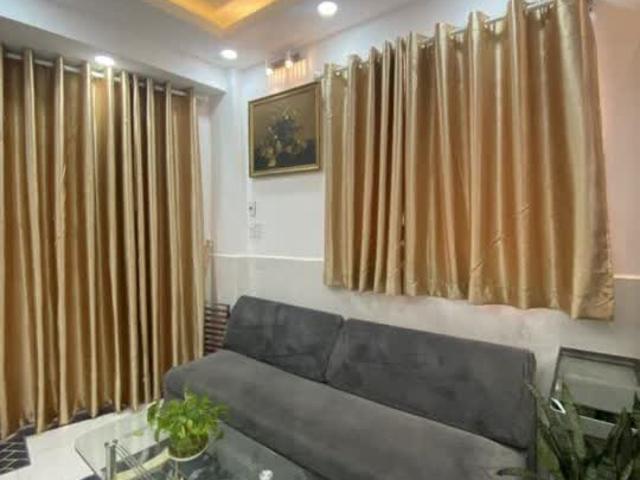 Bán nhà Quận Bình Thạnh Đường Lê Quang Định – 1 Trệt 3 Lầu giá 3.95 tỷ