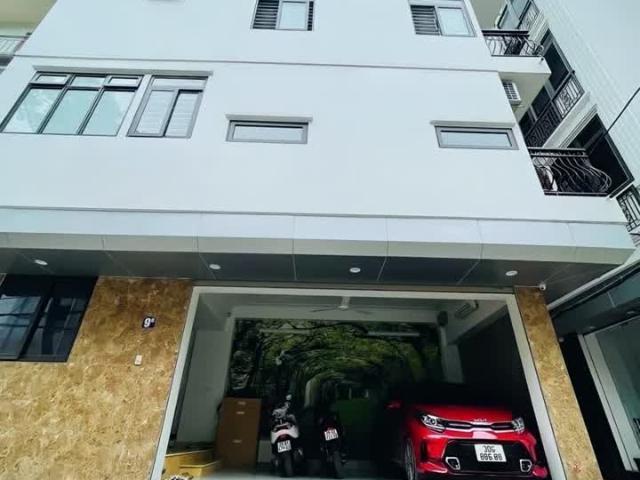 Bán Nhà Quận Nam Từ Liêm Phố Đình Thôn 47 M2 X6 T 6.75 Tỷ Ô Tô KD