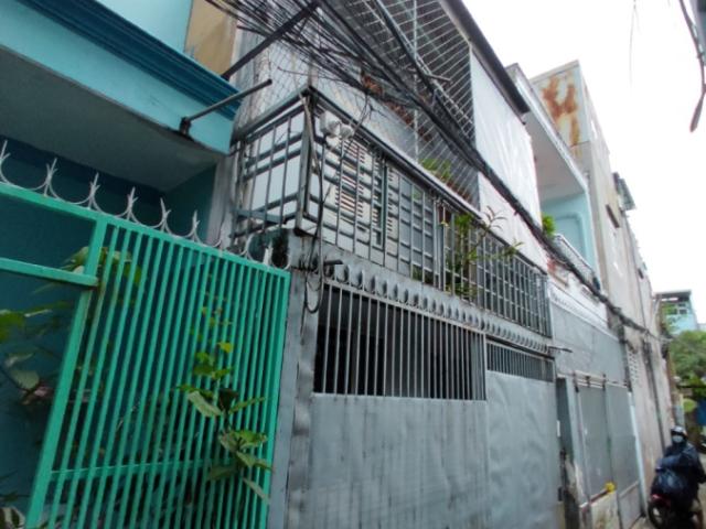 Bán nhà riêng đường 2 HBC Thủ Đức, AN NINH THOÁNG MÁT, 28m2 x 2T, Giá rẻ