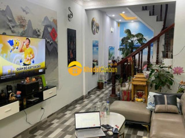 Bán nhà riêng ngõ 63 trần quốc vượng, cầu giấy 44m x4t nhà đẹp dân xây kiên cố chắc chắn