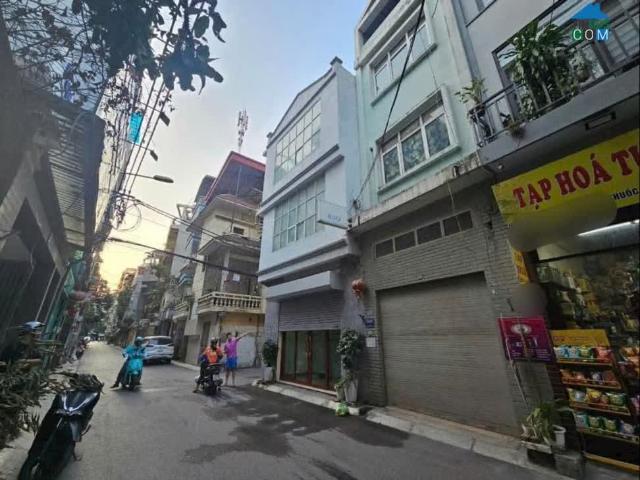 Bán nhà riêng Bạch Mai 40m2 x 5 tầng, ô tô tránh, ngủ trong nhà, thông sàn kinh doanh, giá chỉ