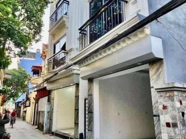 Bán nhà riêng cạnh Vinhomes Đan Phượng. Nhà 31m2 ngõ thông, Ôtô dừng đỗ cửa. Lh 0986732