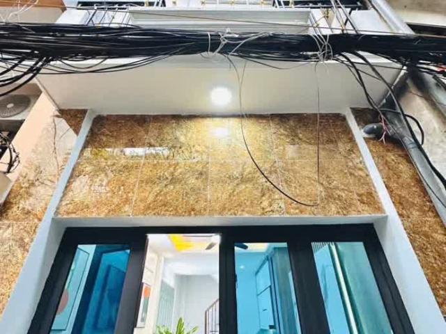 Bán nhà riêng dân xây 30m2 * 4 tầng full nội thất đẹp lung linh tại Trường Chinh Đống Đa, giá