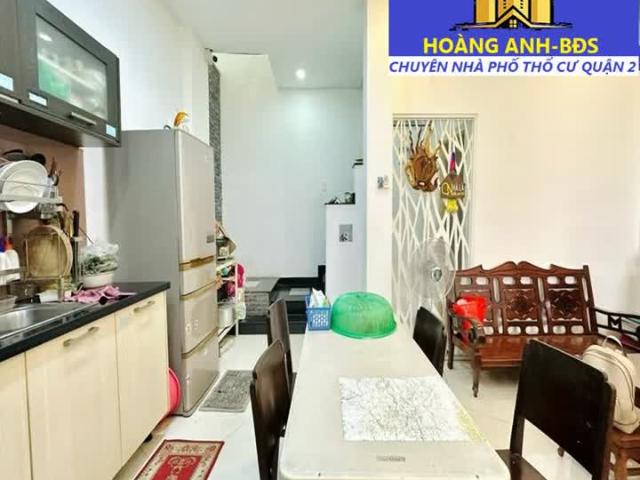 Bán nhà riêng HXH_ Chỉ 6 Ty. Nn. _ Đường Nguyễn Thị Định, Quận 2 _ tầng 2 pn 2 wc _ 81 m2