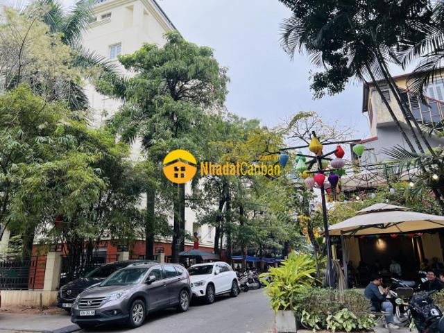 Bán nhà riêng phố huỳnh thúc kháng quận đống đa 40m ô tô tránh nhỉnh 11 tỷ