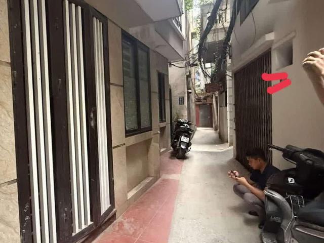 Bán nhà riêng phố Pháo Đài Láng, Đống Đa, 35m2, 5T 3 ngủ, giảm chào 300 triệu