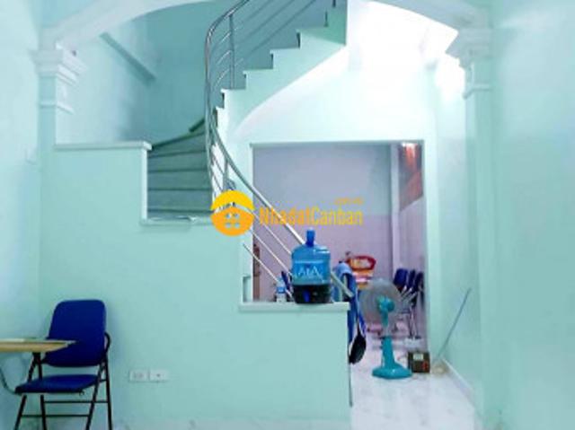 Bán nhà riêng tại lạc long quân, tây hồ sổ đỏ, 47m2,4.85tỷ, giá rẻ