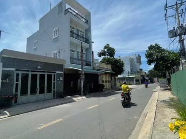 Bán nhà riêng tại Đường Thạnh Lộc 31, Phường Thạnh Lộc, Quận 12, Tp. HCM diện tích 100m2 giá 7.6 Tỷ