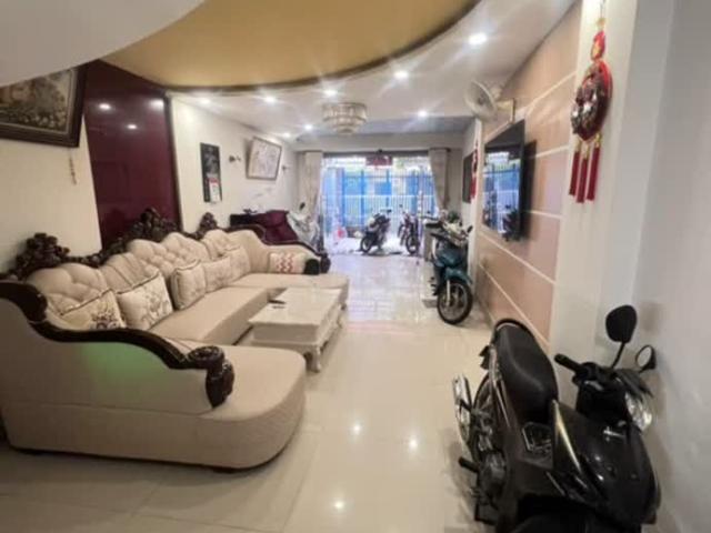 Bán nhà riêng tại Nguyễn Thị Tần, Phường 2, Quận 8, TP. HCM, giá ưu đãi 14,7 tỷ, 106m2