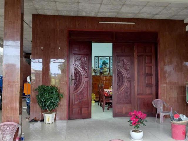 Bán nhà riêng tại Ấp 4, Tân Long, Bình Chánh, DT 247.8 m2, giá bán 8 tỷ thương lượng