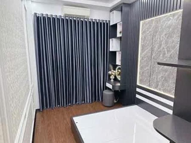 Bán nhà riêng tại Quỳnh Mai, 34m2, 4PN, 4WC, giá siêu hời 6.25 tỷ