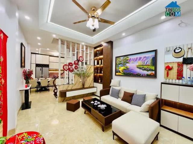 Bán nhà riêng Trương Định, Hoàng Mai, 5 tầng, 6 ngủ, 41m, giá 4.3 tỷ TL 0865081