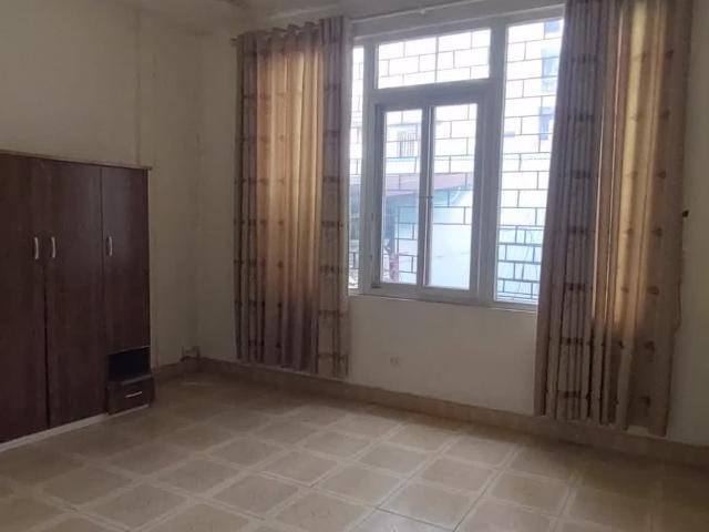 Bán nhà riêng 30m2 Khương Trung, Thanh Xuân Giá chỉ 6.25 tỷ vnd. Cách phố ô tô chỉ tầm 30m