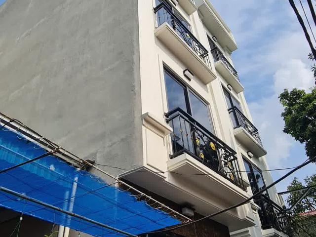 Bán nhà riêng 32m2 Sơn Đồng, Hoài Đức. Căn góc, ngõ thoáng, Ôtô qua cửa. Cách 110m đến Chợ