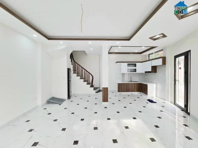 Bán nhà riêng 48m2 cạnh chợ Giang Xá, Trạm Trôi. Thiết kế 4 phòng ngủ. Ngõ thoáng tiện Ôtô