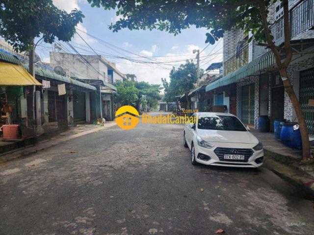 Bán nhà sát kcn vsip1, thuận an, 131m2 3pn, 5 phòng trọ, cực ngon, chỉ 3 tỷ hơn